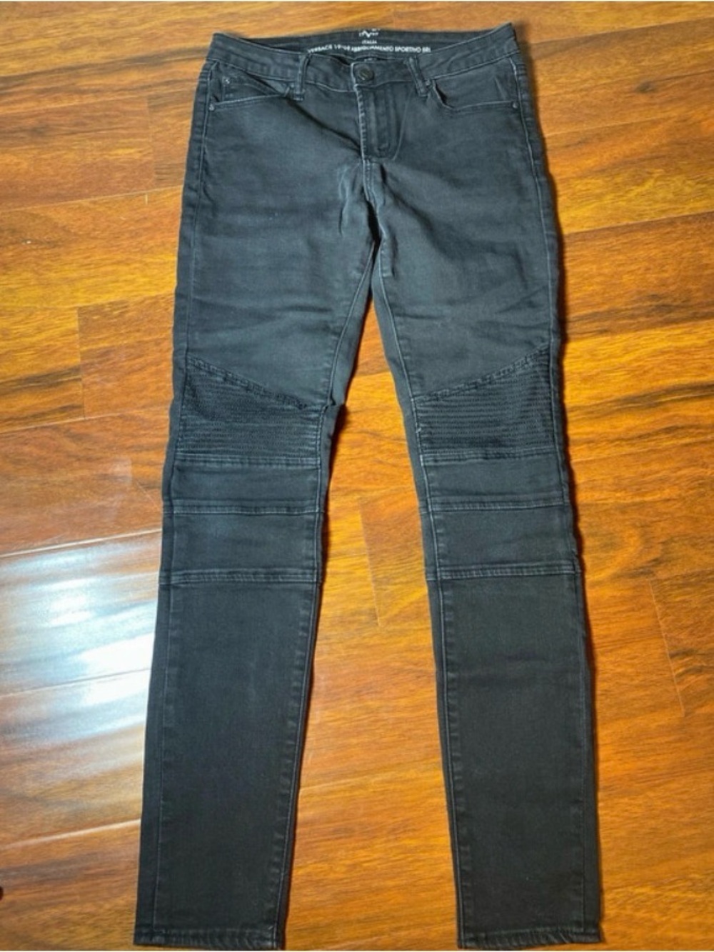 Versace 1969 Italia Abbigliamento Spotivo SRL Moto Jeans